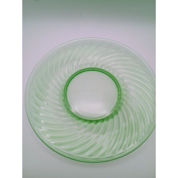 Uranium Anchor Hocking Spiral Green Cup & Saucer Set- See Photos - Picture 3 of 5